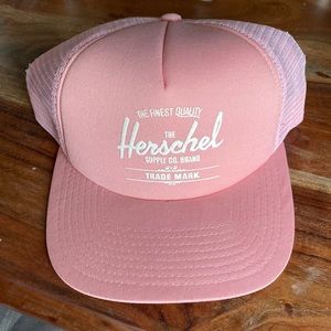 NWOT Herschel Trucker Hat